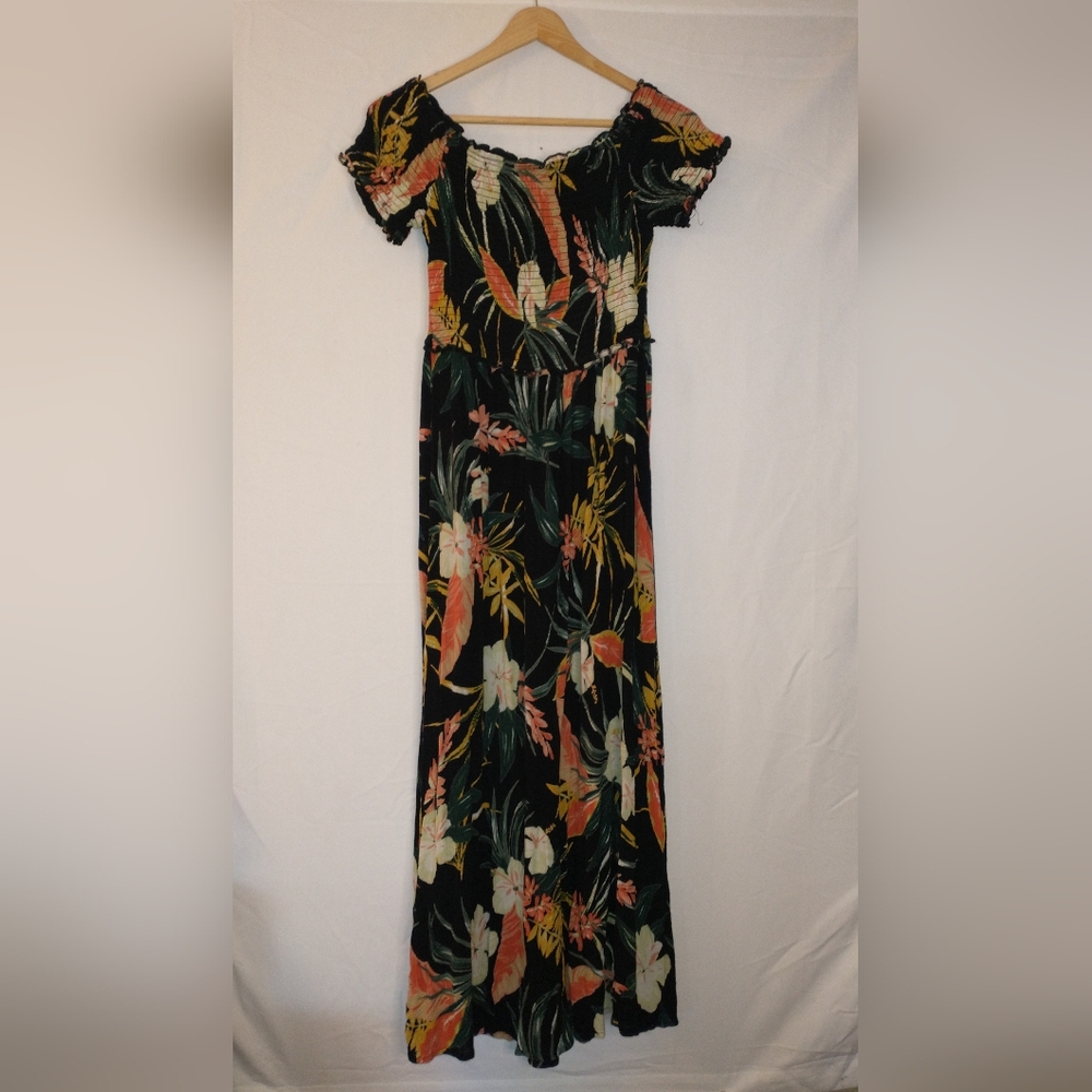 Patrons Of Peace Tropical Floral Off-Shoulder Maxi Dress in Black and Coral - Picture 5 of 5